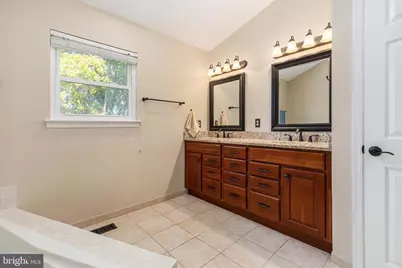 5603 Surfbird Court, Fairfax, VA 22032 - Photo 24
