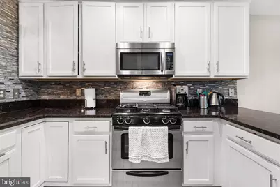 8850 Ashgrove House Lane #101, Vienna, VA 22182 - Photo 10