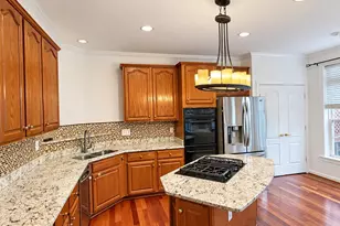 2833 Grace Forest Pl, Vienna, VA 22180 - Photo 12