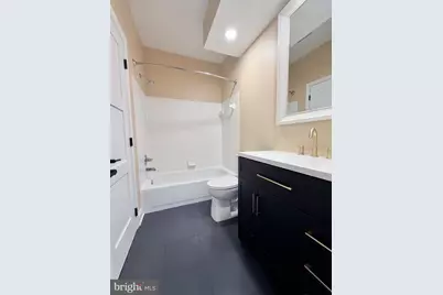 6825 Brindle Heath Way #293 D, Alexandria, VA 22315 - Photo 10
