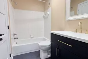 6825 Brindle Heath Way, Alexandria, VA 22315 - Photo 10