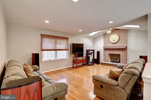 894 Broad Oaks Dr, Herndon, VA 20170 - Photo 6