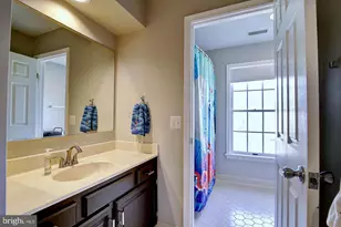 894 Broad Oaks Dr, Herndon, VA 20170 - Photo 16