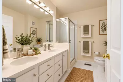 2295 Village Crossing Road #304, Falls Church, VA 22043 - Photo 8