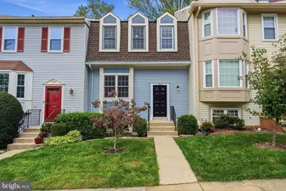 7918 Brunswick Forest Pass, Annandale, VA 22003 - Photo 2