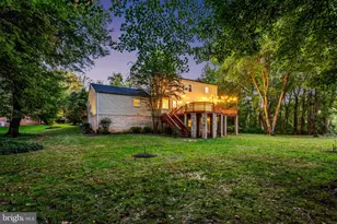 1360 Snow Meadow Ln, McLean, VA 22102 - Photo 6