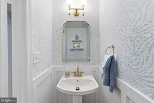 10504 Cowberry Ct, Vienna, VA 22182 - Photo 20