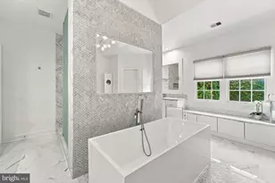2583 Vintage Crest Ln, Oakton, VA 22124 - Photo 58