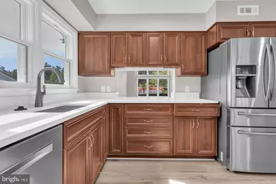 5559 Sequoia Farms Drive, Centreville, VA 20120 - Photo 14