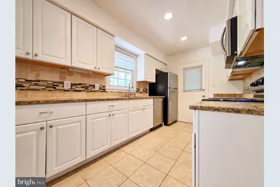 4221 N Valiant Court, Annandale, VA 22003 - Photo 14
