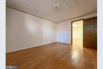 4221 N Valiant Court, Annandale, VA 22003 - Photo 36