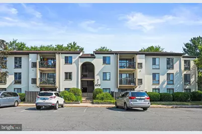 625 Center Street #T3, Herndon, VA 20170 - Photo 2