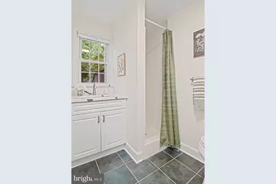 515 Woodland Court NW, Vienna, VA 22180 - Photo 68