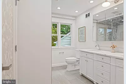 515 Woodland Court NW, Vienna, VA 22180 - Photo 50