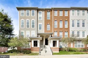 14270 Woven Willow Ln, Centreville, VA 20121 - Photo 2