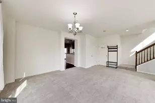 14270 Woven Willow Ln, Centreville, VA 20121 - Photo 16