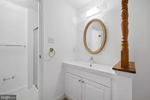 5806 High Bluff Ct, Burke, VA 22015 - Photo 26