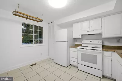 5806 High Bluff Court, Burke, VA 22015 - Photo 12