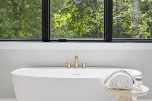 6913 Berkeley St, Falls Church, VA 22043 - Photo 34