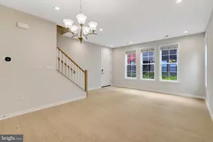 7410 Backett Wood Ter, McLean, VA 22102 - Photo 8