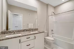 7410 Backett Wood Ter, McLean, VA 22102 - Photo 36