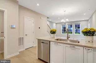 7410 Backett Wood Ter, McLean, VA 22102 - Photo 16
