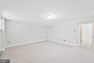 3209 Silverstone Ct, Oakton, VA 22124 - Photo 20