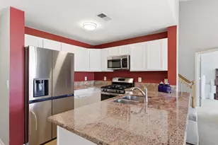 11565 Cavalier Landing Ct, Fairfax, VA 22030 - Photo 4