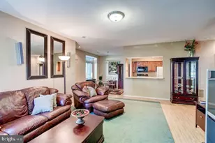 12232 Fort Buffalo Cir, Fairfax, VA 22033 - Photo 8