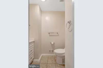 7719 Bristol Square Court, Springfield, VA 22153 - Photo 8