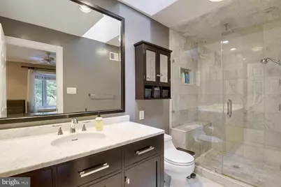 6916 McLean Park Manor Court, McLean, VA 22101 - Photo 4