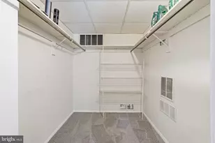 2648 Redcoat Dr, Alexandria, VA 22303 - Photo 20