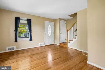 5828 Edgehill Drive, Alexandria, VA 22303 - Photo 4