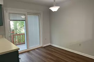 8224 Maple Ridge Ave, Springfield, VA 22153 - Photo 14