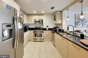 2451 Midtown Ave, Alexandria, VA 22303 - Photo 6