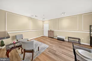 11565 Cavalier Landing Ct, Fairfax, VA 22030 - Photo 2
