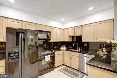 3109 Patrick Henry Drive #627, Falls Church, VA 22044 - Photo 14