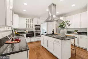 8233 Franklin Dr, Lorton, VA 22079 - Photo 18