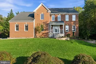 8233 Franklin Dr, Lorton, VA 22079 - Photo 56