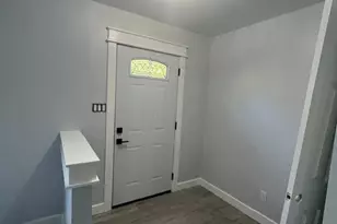 8637 Rocky Gap Ct, Lorton, VA 22079 - Photo 4