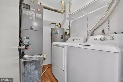 2006 Headlands Circle, Reston, VA 20191 - Photo 14