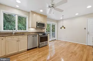 2822 Bree Hill Rd, Oakton, VA 22124 - Photo 4