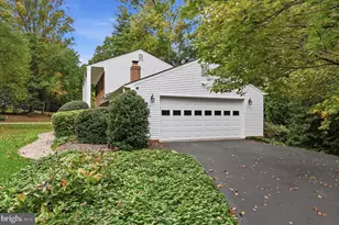 2822 Bree Hill Rd, Oakton, VA 22124 - Photo 38