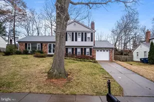7813 New London Dr, Springfield, VA 22153 - Photo 2