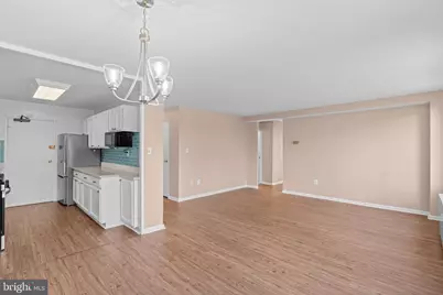 6621 Wakefield Drive #208, Alexandria, VA 22307 - Photo 2