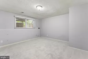 3701 Roxbury Ln, Alexandria, VA 22309 - Photo 24