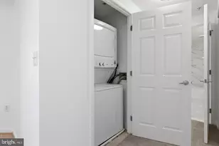 2726 Gallows Rd, Vienna, VA 22180 - Photo 18