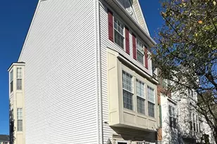 2444 Corn Crib Ct, Herndon, VA 20171 - Photo 2