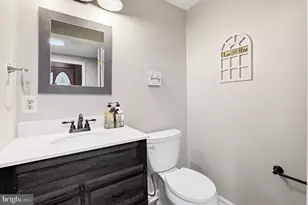 5852 Rock Forest Ct, Centreville, VA 20121 - Photo 8