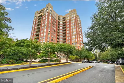 11776 Stratford House Place #706, Reston, VA 20190 - Photo 2